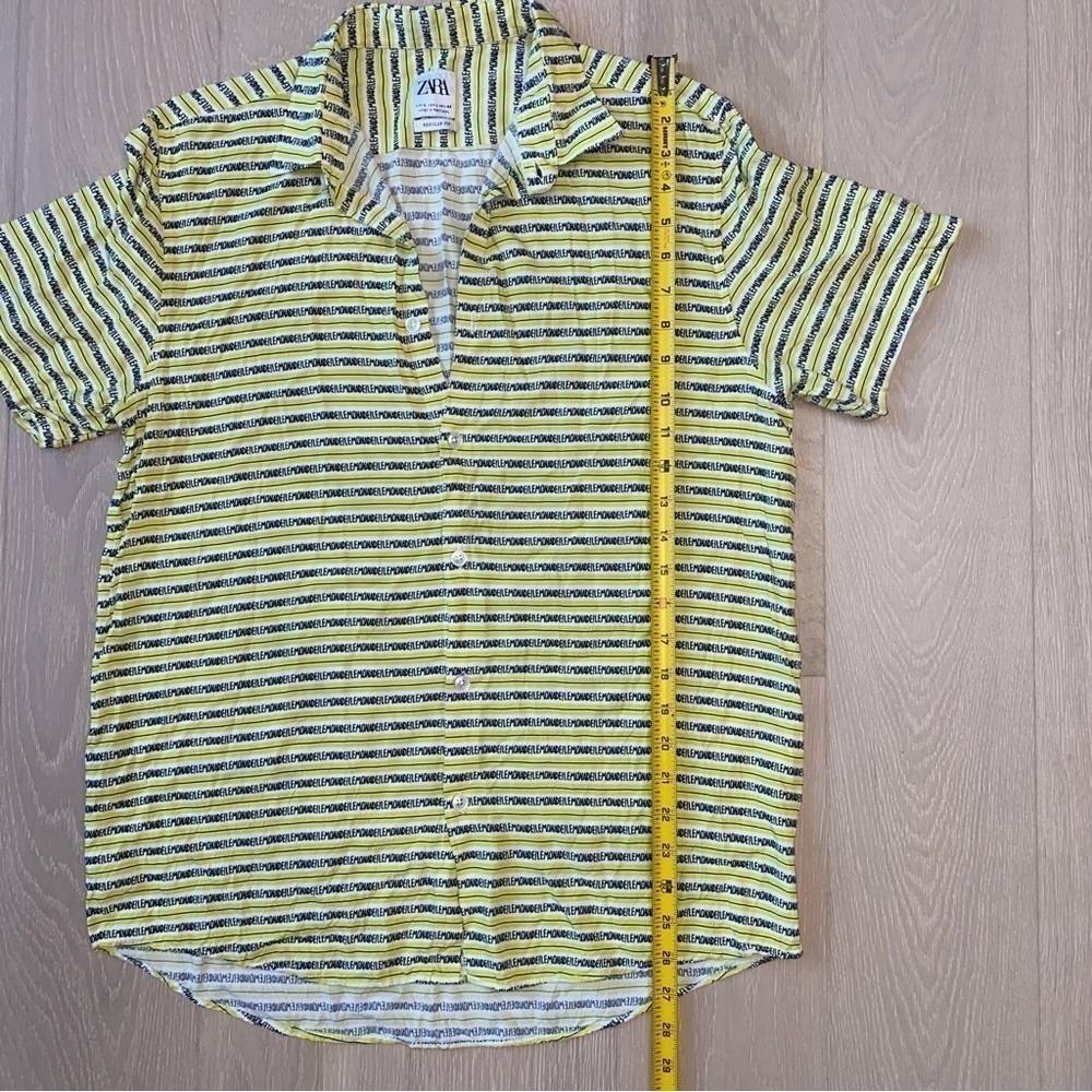 ZARA Slogan Print Button Down Short Sleeve. Men’s large - Picture 5 of 10